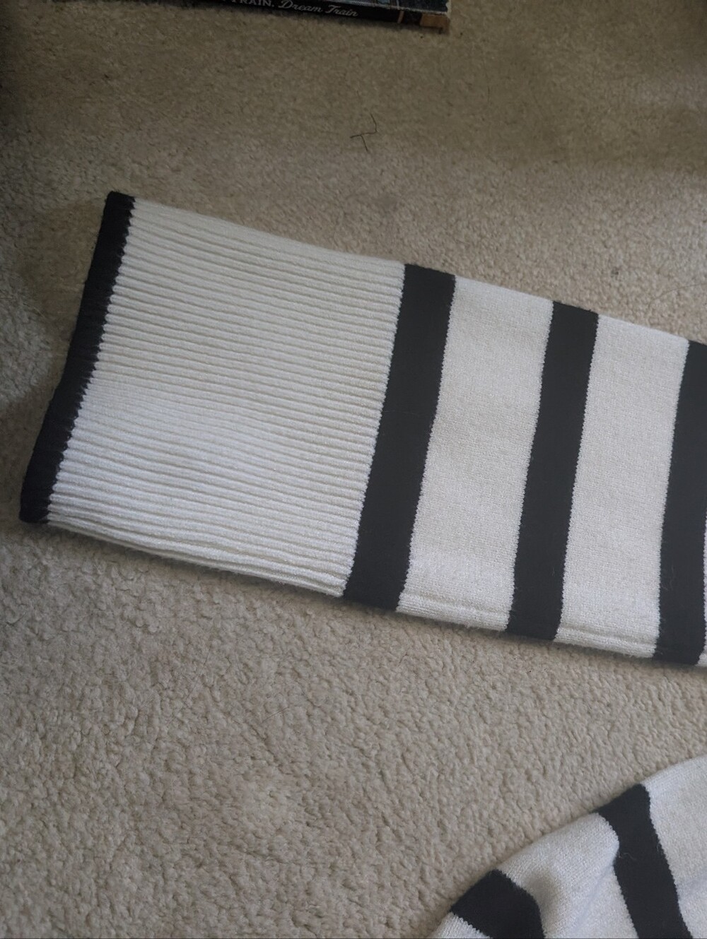 Matty M Sweater - Picture 3 of 3